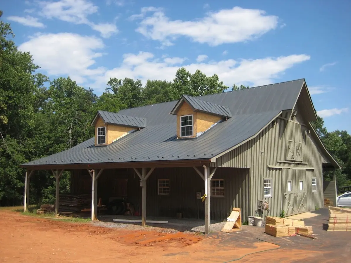 Expert Emergency Roof Leak Repair workmanship in Islandton